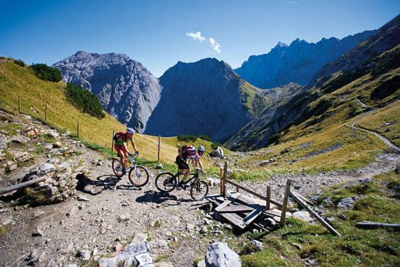 Alpenfreund Apartment Mittenwald Bagian luar foto